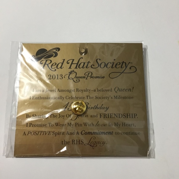 2013 Red Hat Society 15th Anniversary Queen - Picture 4 of 5